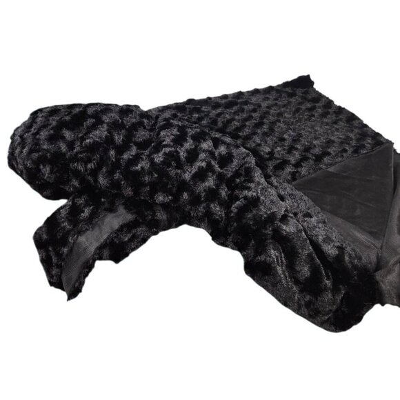 Black Luxe Faux Fur Minky Swirl Fabric 60 inch wide by 2 yards. New. - Picture 1 of 8